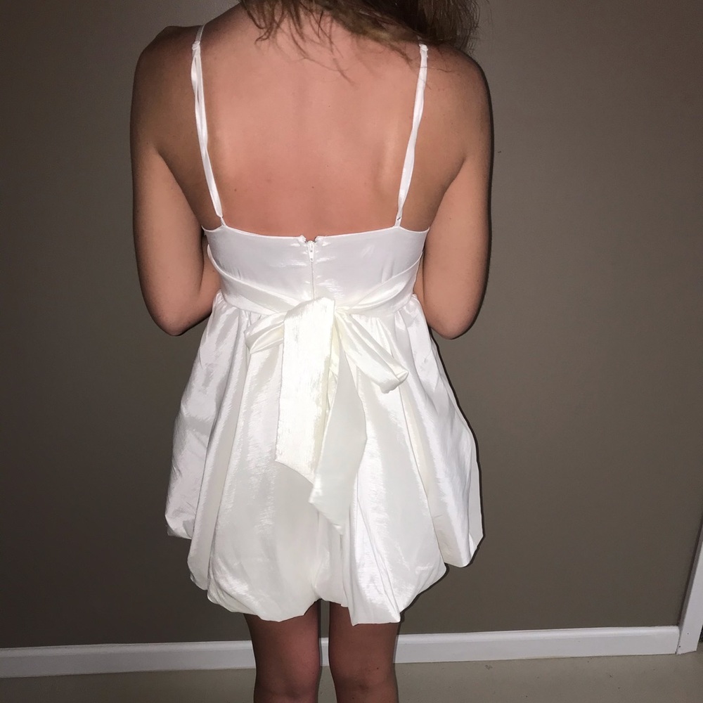 Dress - Picture 2 of 2